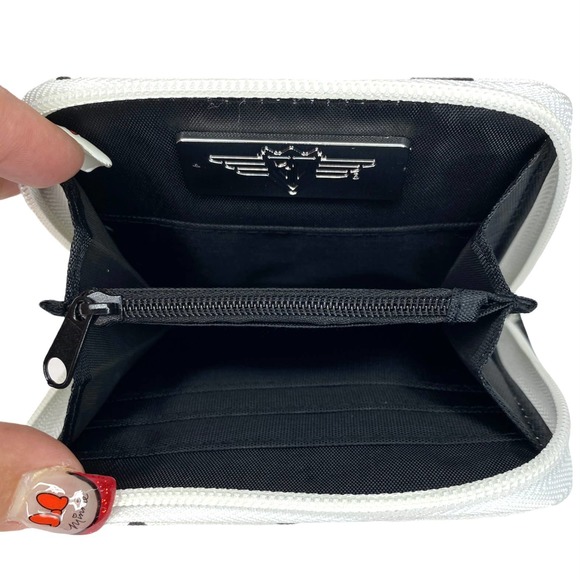 Disney Buckle Down Micky Mouse Icon Wallet - Picture 4 of 5